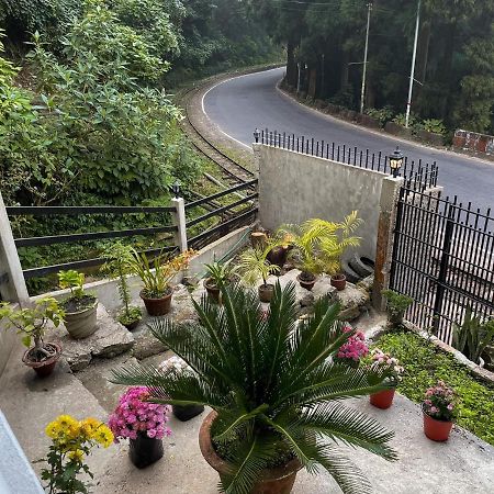 Williams Homestay Kurseong Екстер'єр фото