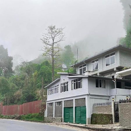 Williams Homestay Kurseong Екстер'єр фото